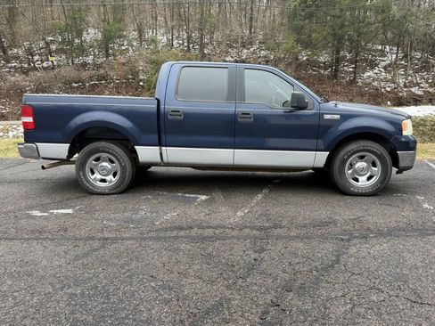 Used 2005 Ford F150 XLT image 1