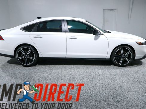 Used 2023 Honda Accord Sport image 6