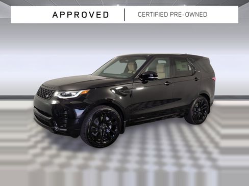 Certified 2025 Land Rover Discovery Dynamic SE image 1