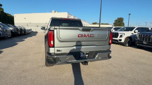 Used 2025 GMC Sierra 1500 SLT AWD/4WD image 8