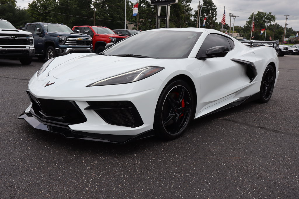 Used 2020 Chevrolet Corvette Stingray Coupe w/ Z51 Performance Package RWD image 24