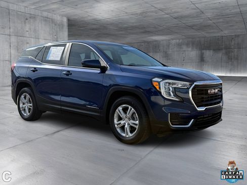 Certified 2022 GMC Terrain SLE image 7