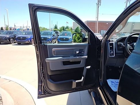 Used 2020 RAM 1500 Classic Warlock w/ Trailer & Traction Group AWD/4WD image 18