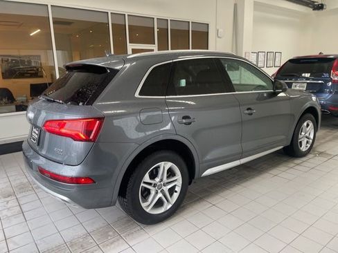 Used 2018 Audi Q5 2.0T Premium Plus w/ Premium Plus Package image 4