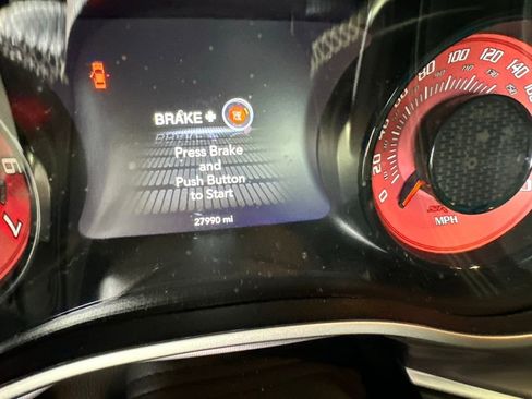 Used 2019 Dodge Challenger SRT Hellcat Redeye RWD image 8