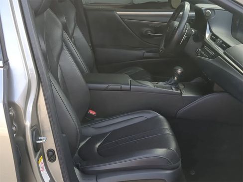 Used 2019 Lexus ES 350 F Sport w/ Accessory Package 2 image 28