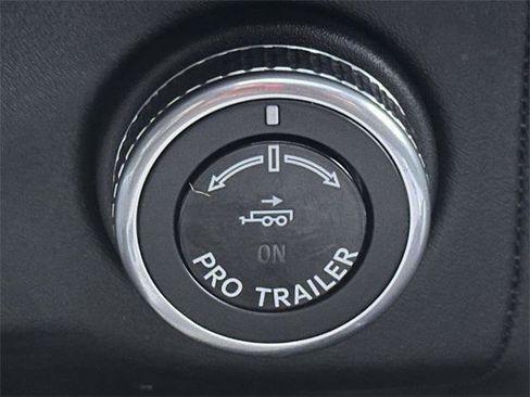 Used 2025 Lincoln Navigator L Reserve image 23