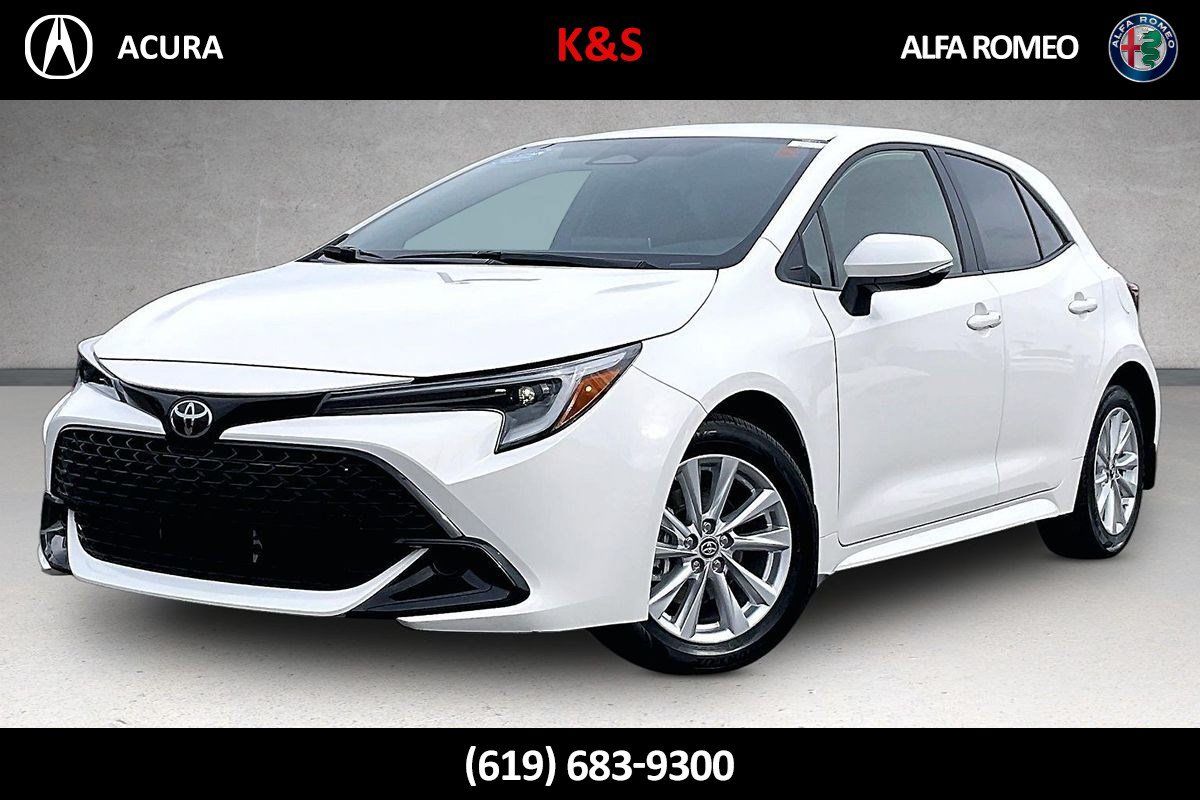 Used 2024 Toyota Corolla SE w/ SE Package FWD image 1