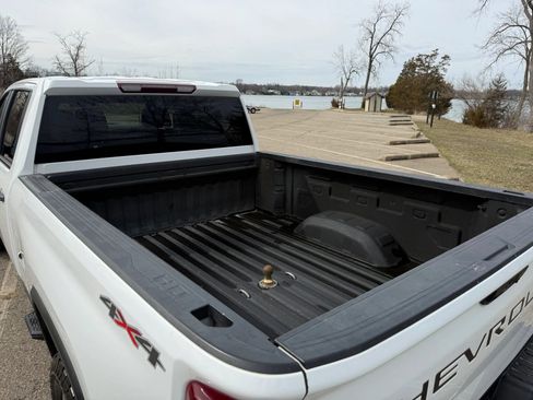 Used 2020 Chevrolet Silverado 2500 W/T w/ WT Convenience Package image 9