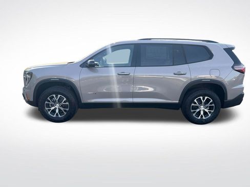 New 2026 GMC Acadia AT4 w/ Luxury Package AWD/4WD image 2