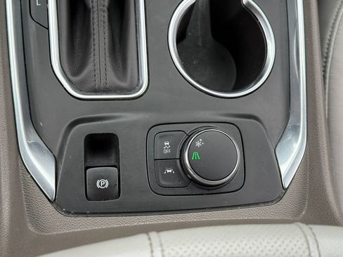 Used 2019 Chevrolet Traverse Premier w/ LPO, 'HIT The Road' Package image 26