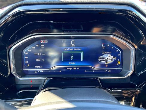 Used 2024 Chevrolet Silverado 1500 LT Trail Boss w/ Convenience Package II image 19