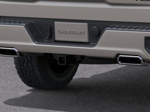 New 2026 Chevrolet Silverado 1500 RST w/ Z71 Off-Road Package AWD/4WD image 15