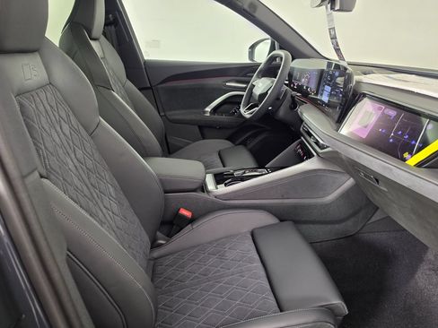 New 2026 Audi SQ5 Premium Plus AWD/4WD image 37