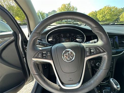 Used 2021 Buick Encore Preferred w/ Safety Package II image 14