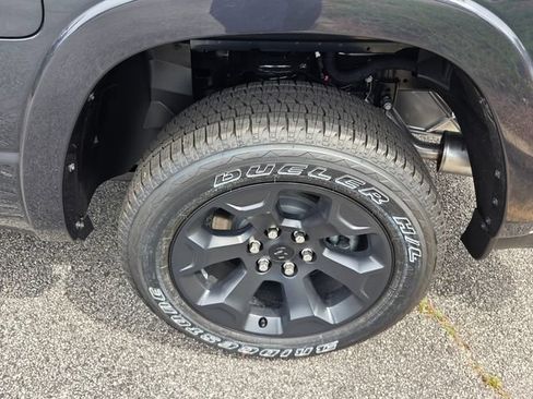 New 2026 RAM 1500 4x4 Crew Cab image 5