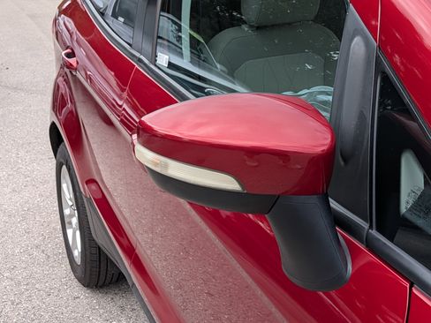 Used 2018 Ford EcoSport SE w/ SE Convenience Package FWD image 12