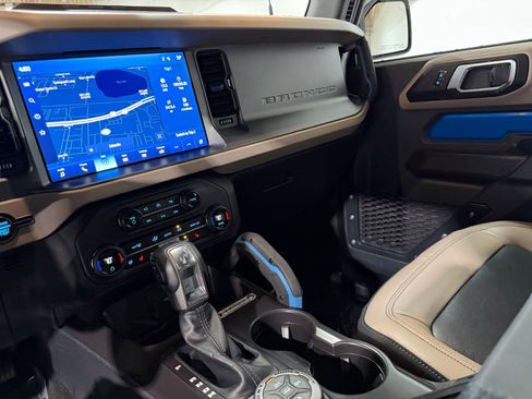 Used 2024 Ford Bronco Wildtrak AWD/4WD image 24