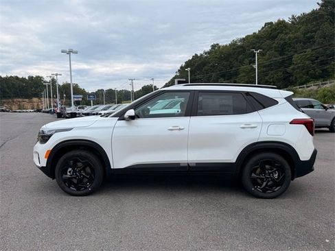 New 2026 Kia Seltos EX w/ EX Sunroof Package image 4