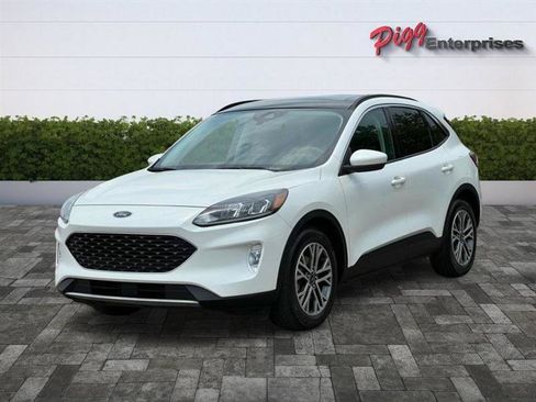 Used 2021 Ford Escape SEL w/ Technology Package FWD image 4