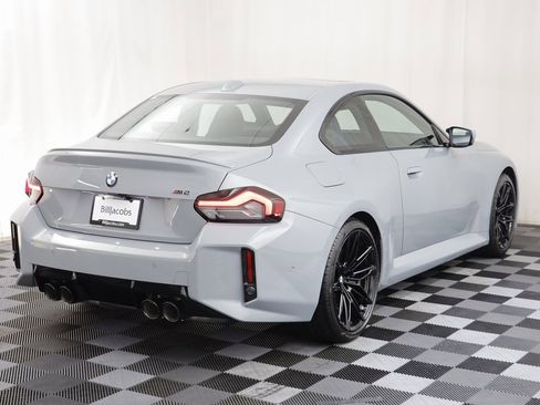 Used 2025 BMW M2 w/ Lighting Package image 17