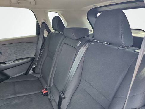Used 2023 Nissan Rogue S AWD/4WD image 30