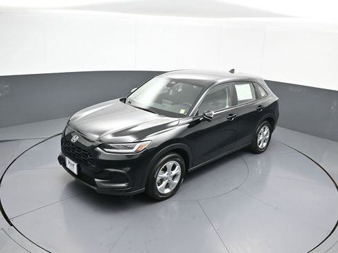 Certified 2023 Honda HR-V LX image 32