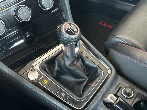 Used 2019 Volkswagen GTI Rabbit Edition FWD image 21