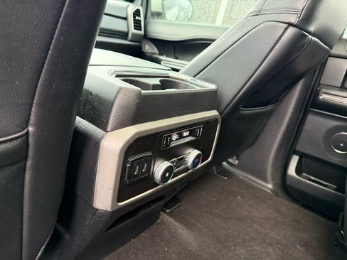 Used 2020 Ford Expedition Max XLT w/ Equipment Group 201A image 9