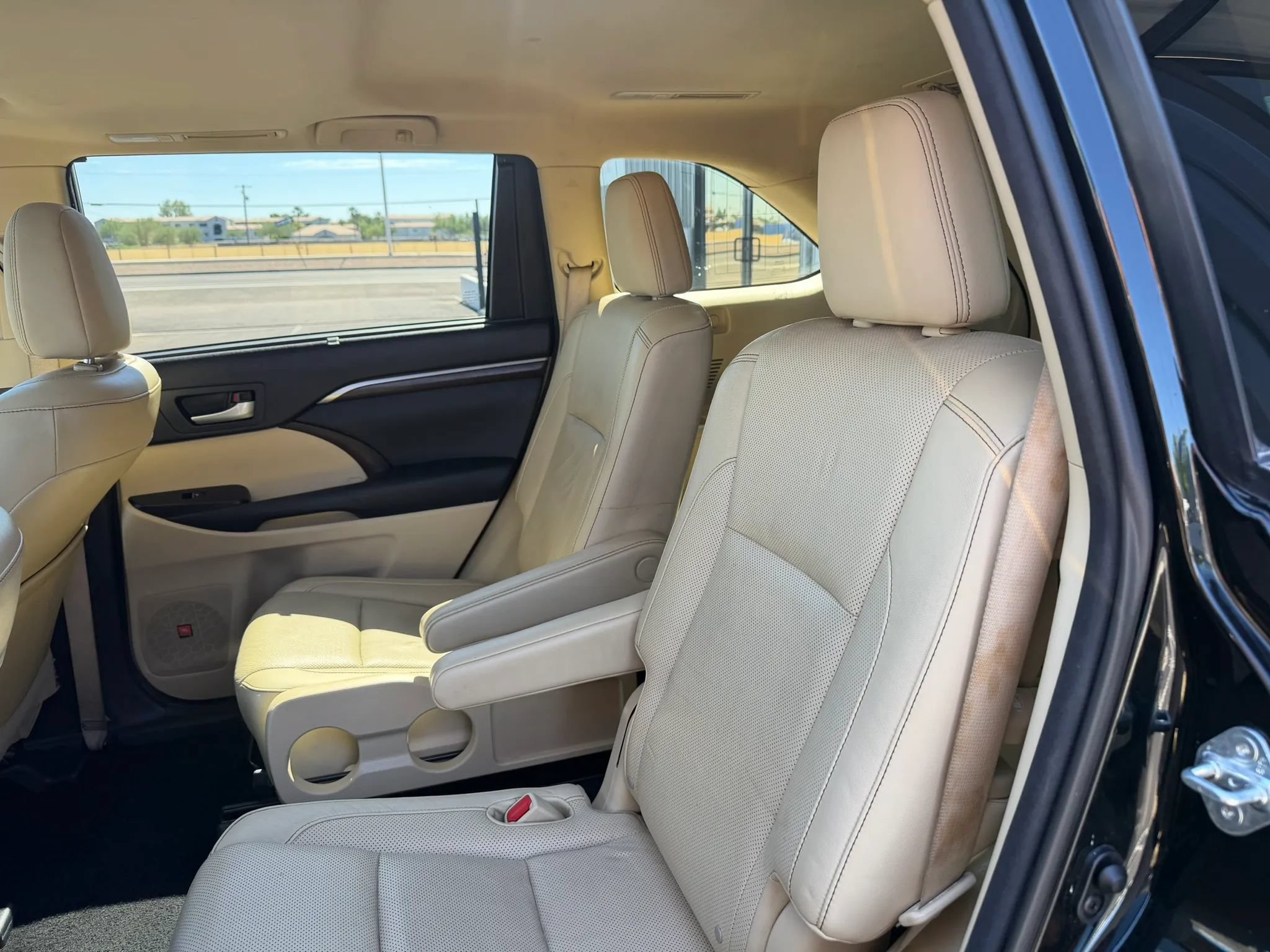 Used 2015 Toyota Highlander Limited AWD/4WD image 24