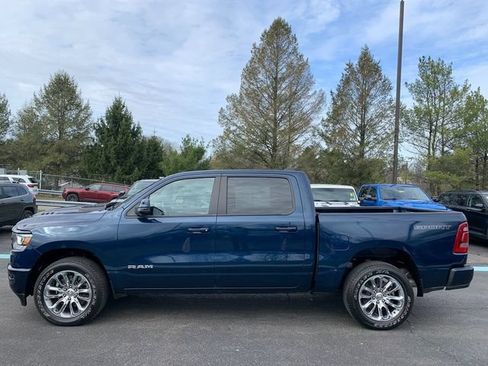 Used 2023 RAM 1500 Laramie AWD/4WD image 2
