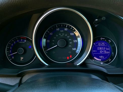 Used 2020 Honda Fit LX image 23