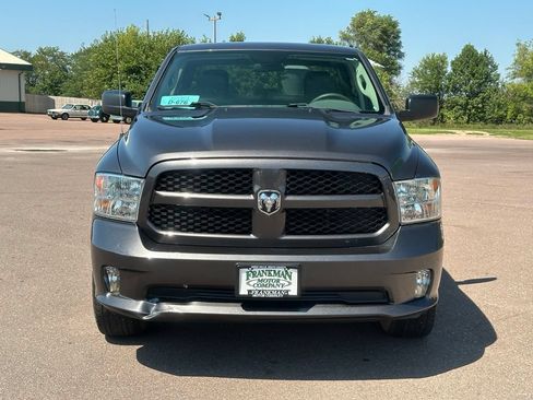 Used 2018 RAM 1500 Express w/ Express Value Package AWD/4WD image 34