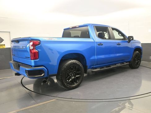 Used 2025 Chevrolet Silverado 1500 Custom w/ Turbomax Blackout Package AWD/4WD image 6