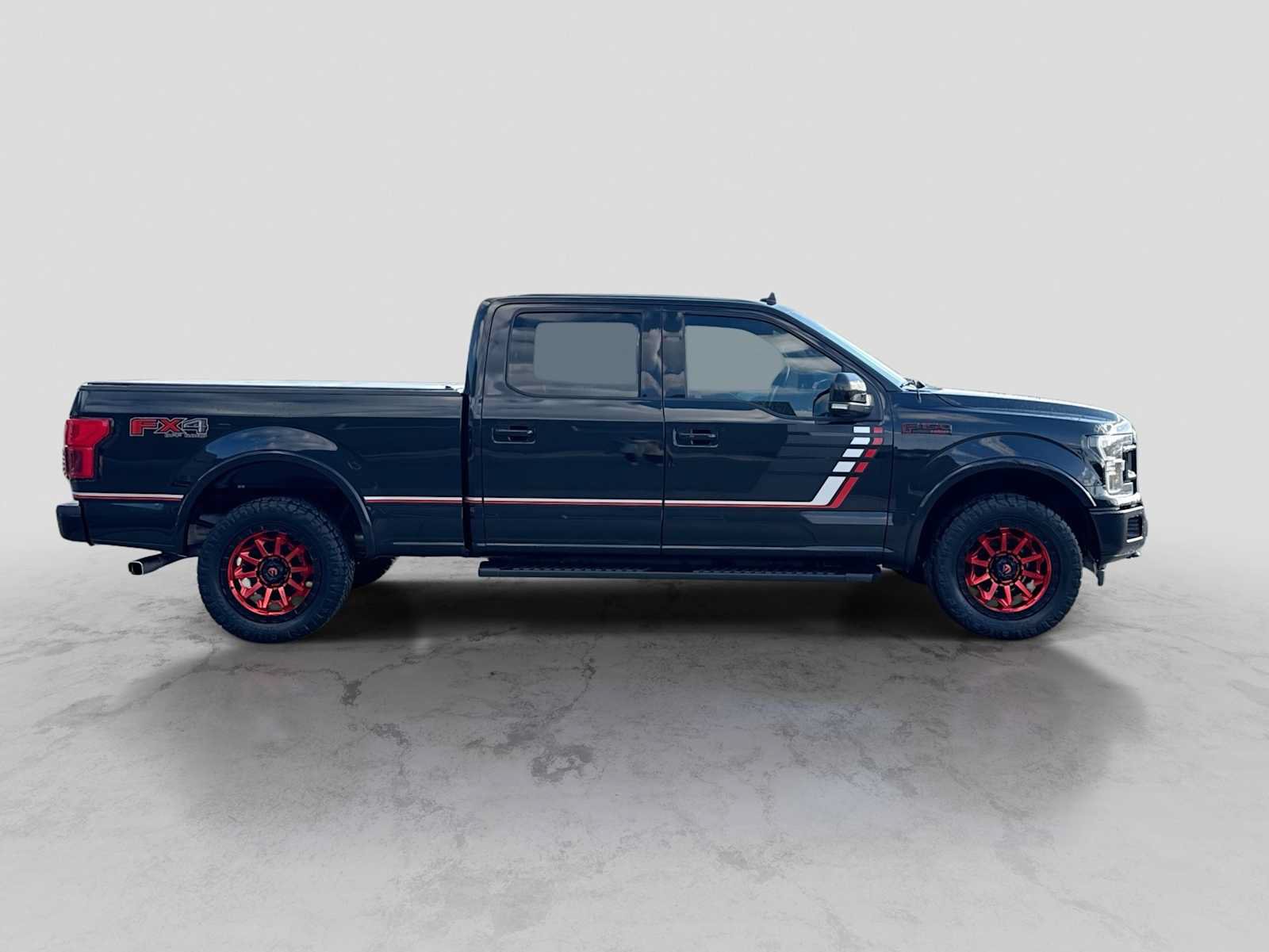 Used 2018 Ford F150 Lariat w/ Equipment Group 502A Luxury AWD/4WD image 7