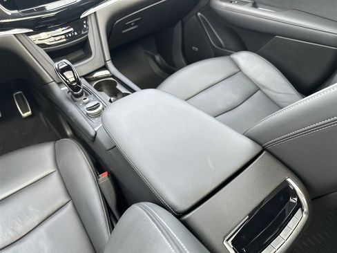 Used 2024 Cadillac XT6 Sport w/ LPO, Onyx Lite Package image 20