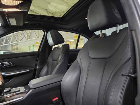 Used 2019 BMW 330i xDrive Sedan w/ Convenience Package AWD/4WD image 22