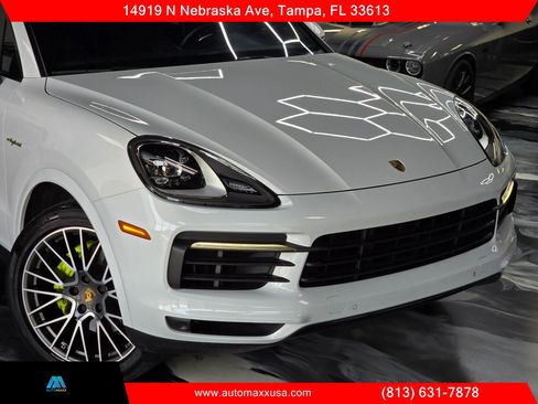 Used 2021 Porsche Cayenne E-Hybrid AWD/4WD image 3