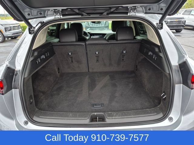 Used 2023 Buick Envision Essence FWD image 32