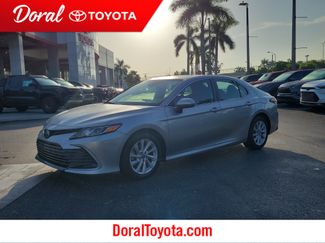 Used 2022 Toyota Camry LE image 1