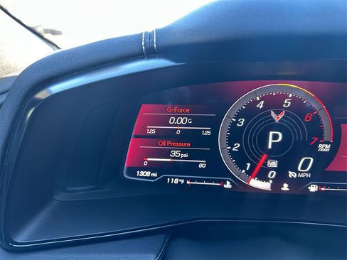 Used 2025 Chevrolet Corvette Stingray Coupe image 19