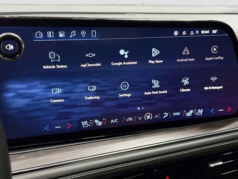 New 2026 Chevrolet Suburban Premier image 19