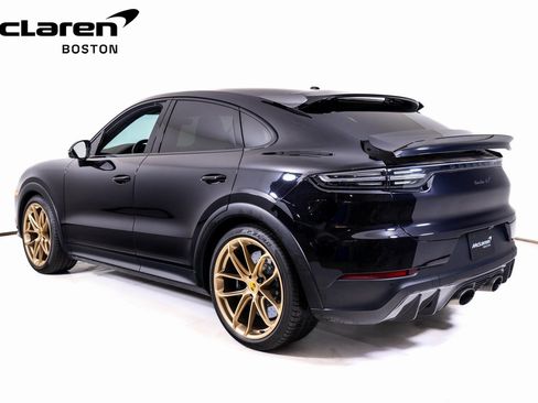 Used 2022 Porsche Cayenne Turbo GT AWD/4WD image 4