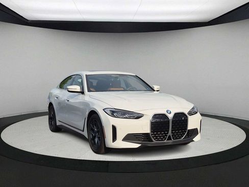 Used 2024 BMW i4 eDrive35 w/ Premium Package RWD image 2