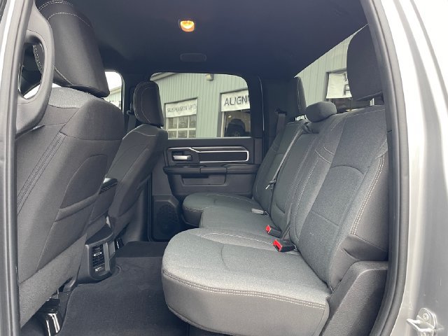 Used 2024 RAM 2500 Big Horn w/ Sport Appearance Package AWD/4WD image 12