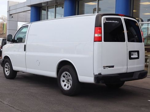 Used 2012 Chevrolet Express 1500 Work Van image 3