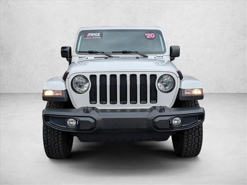 Used 2020 Jeep Wrangler Unlimited Sahara image 4