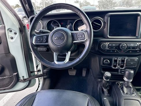 Used 2023 Jeep Wrangler Unlimited Sahara w/ Cold Weather Group image 24