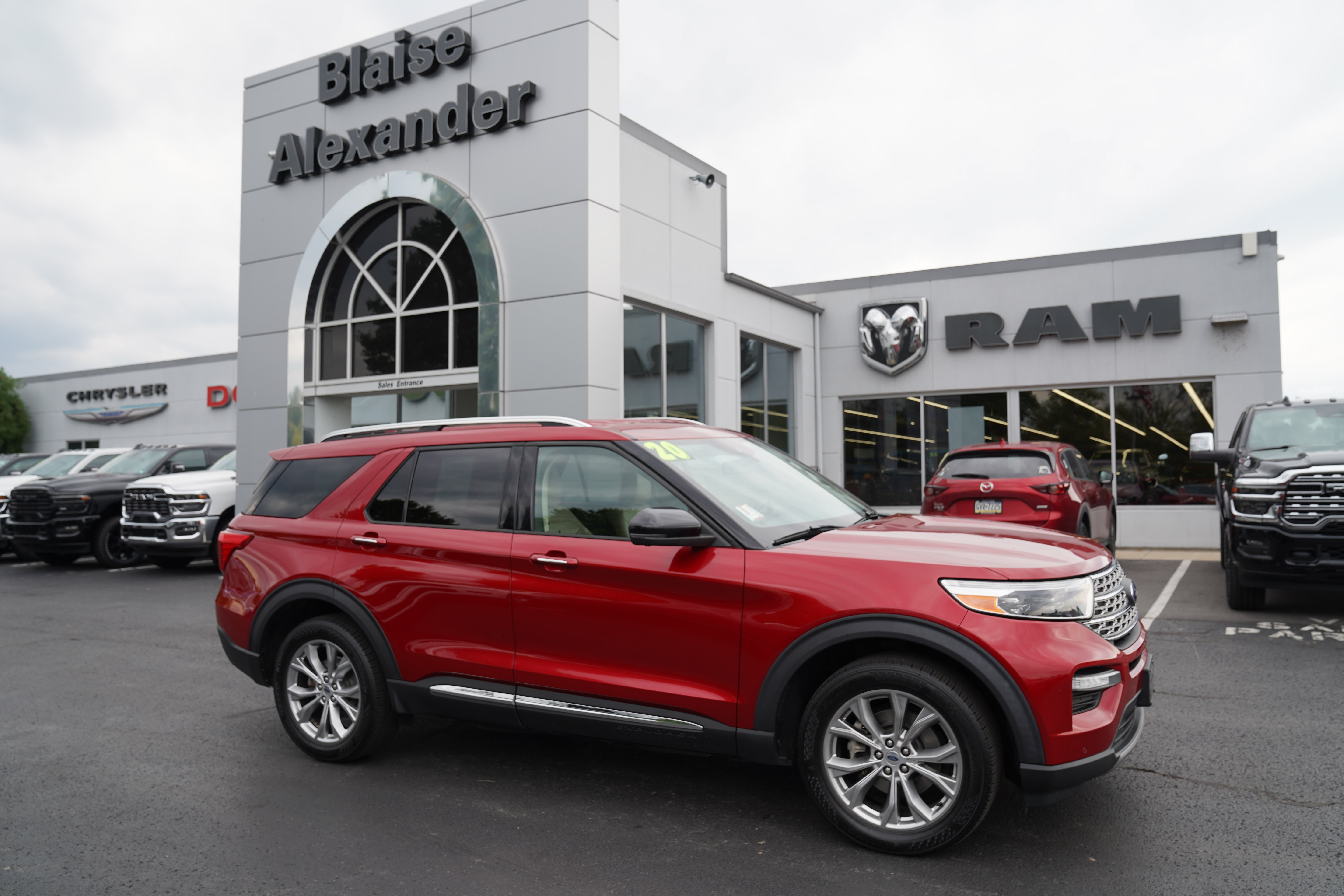 Used 2020 Ford Explorer Limited AWD/4WD image 1