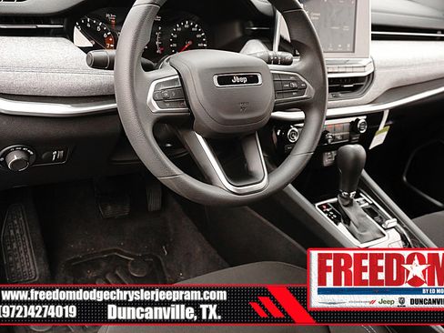 New 2025 Jeep Compass Sport image 25